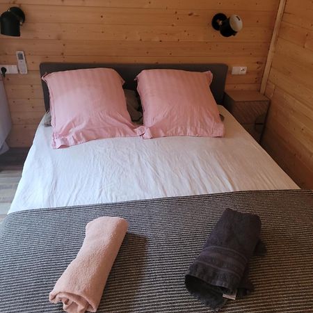 Loue Chalet De 11M2 Auribeau-sur-Siagne Exterior photo